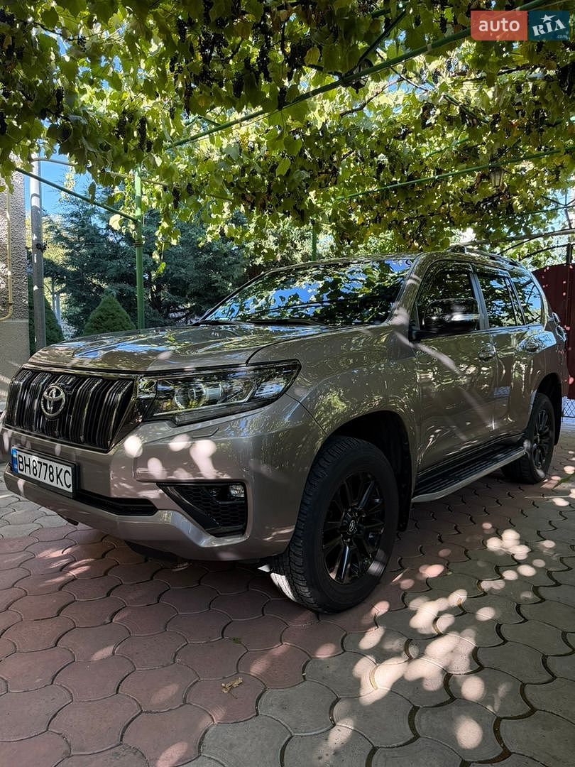 Toyota Land Cruiser Prado 2021 VIN JTEBU3FJ30K212132 фото оголошення 8 з 56