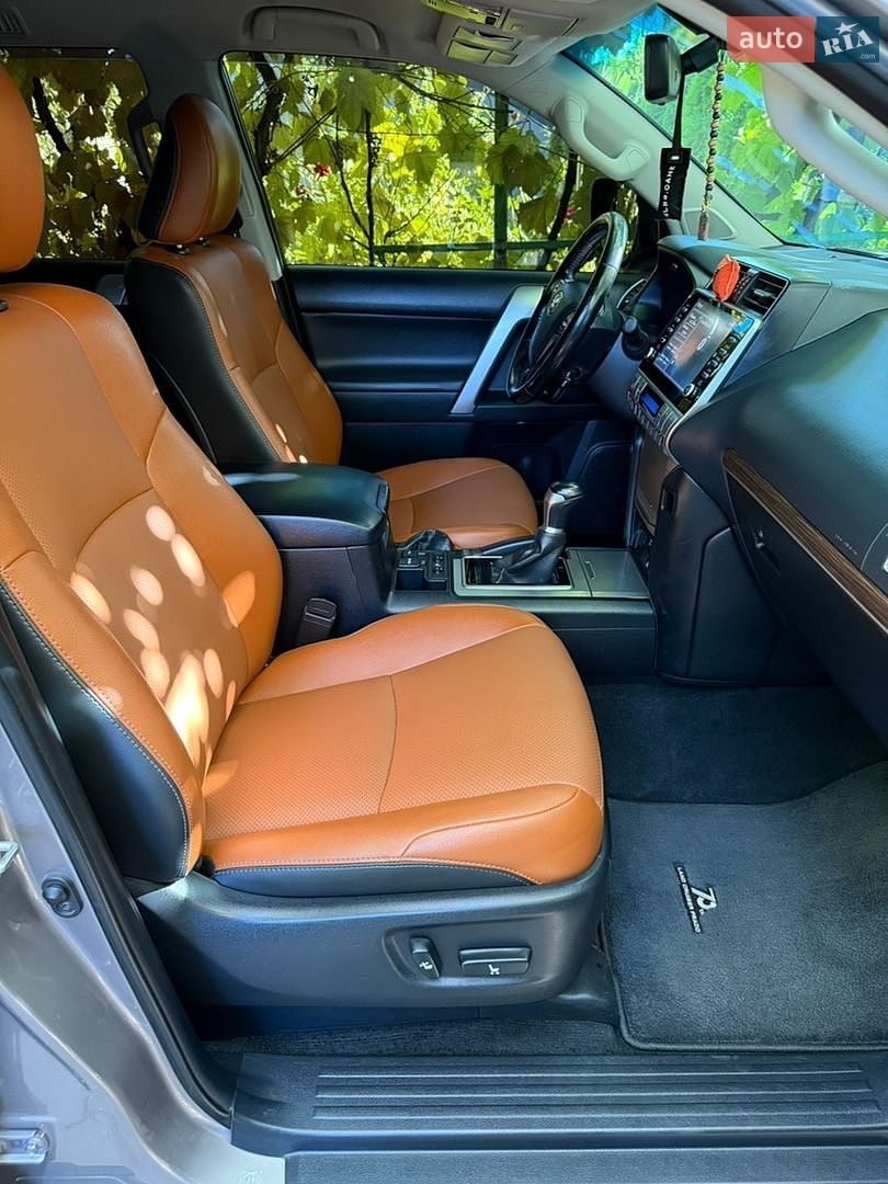 Toyota Land Cruiser Prado 2021 VIN JTEBU3FJ30K212132 фото оголошення 51 з 56