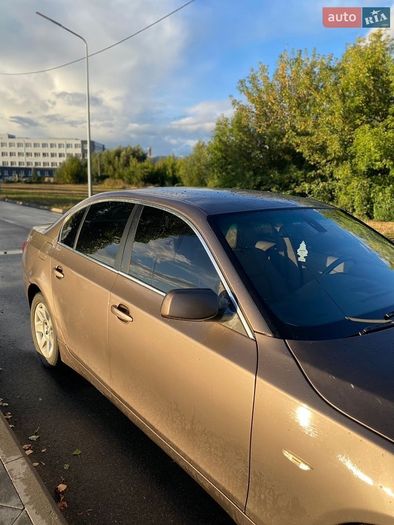 BMW 5 Series 2005 VIN WBANE31040B950533 фото оголошення 8 з 22