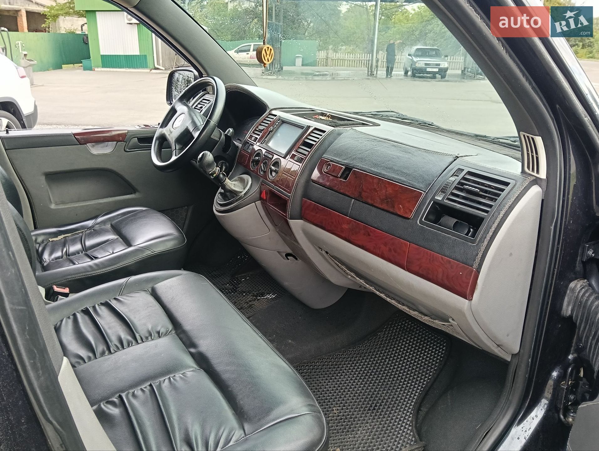 Volkswagen Transporter 2004 VIN WV1ZZZ7HZ4H085986 фото оголошення 4 з 9