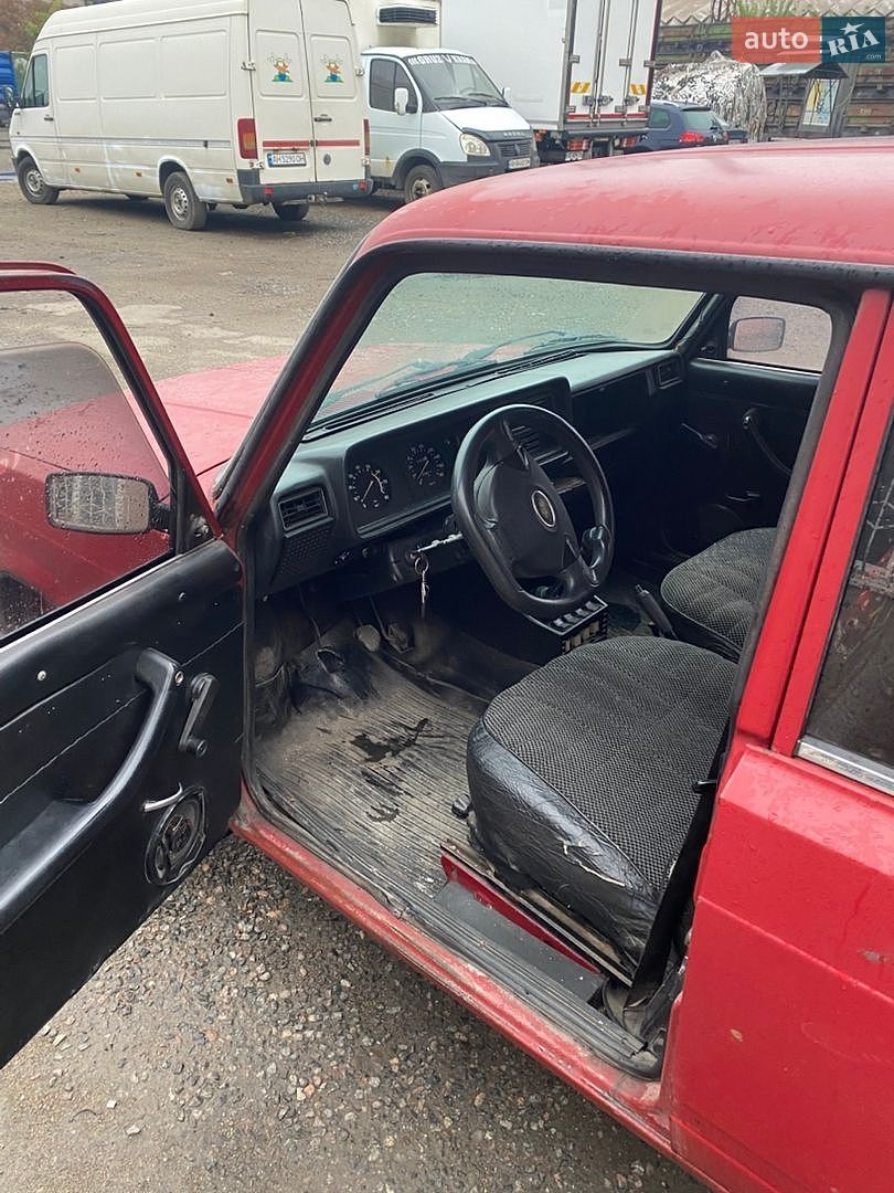ВАЗ / Lada 2104 2005 VIN XTK21043050050667 фото оголошення 4 з 12