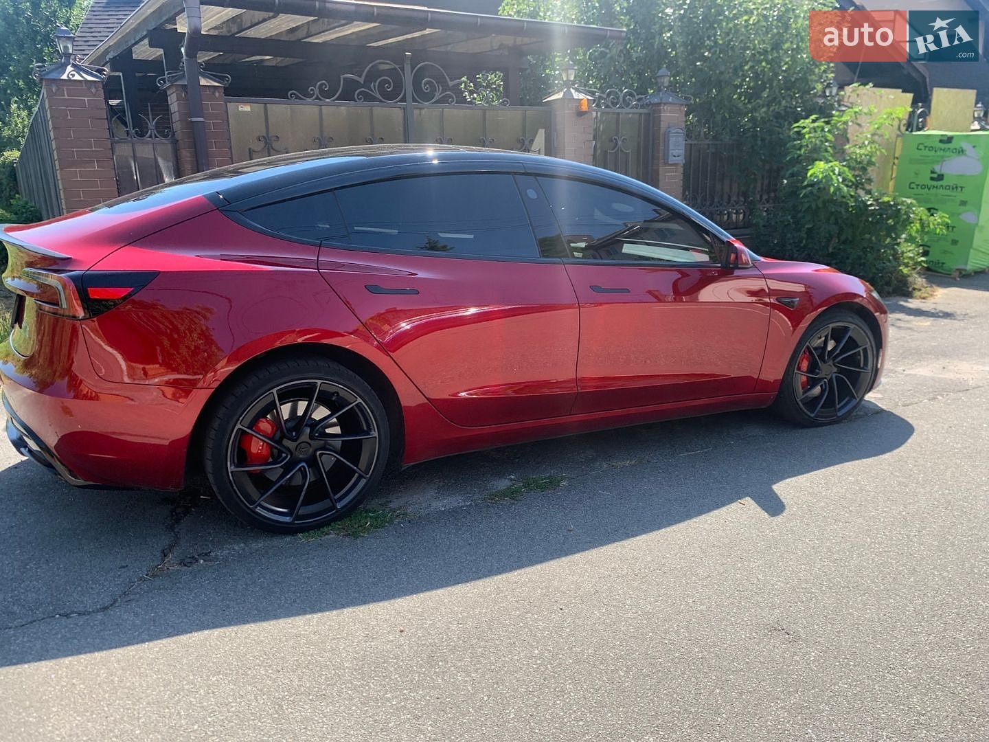 Tesla Model 3 2024 VIN 5YJ3E1ET5RF807748 фото оголошення 9 з 15