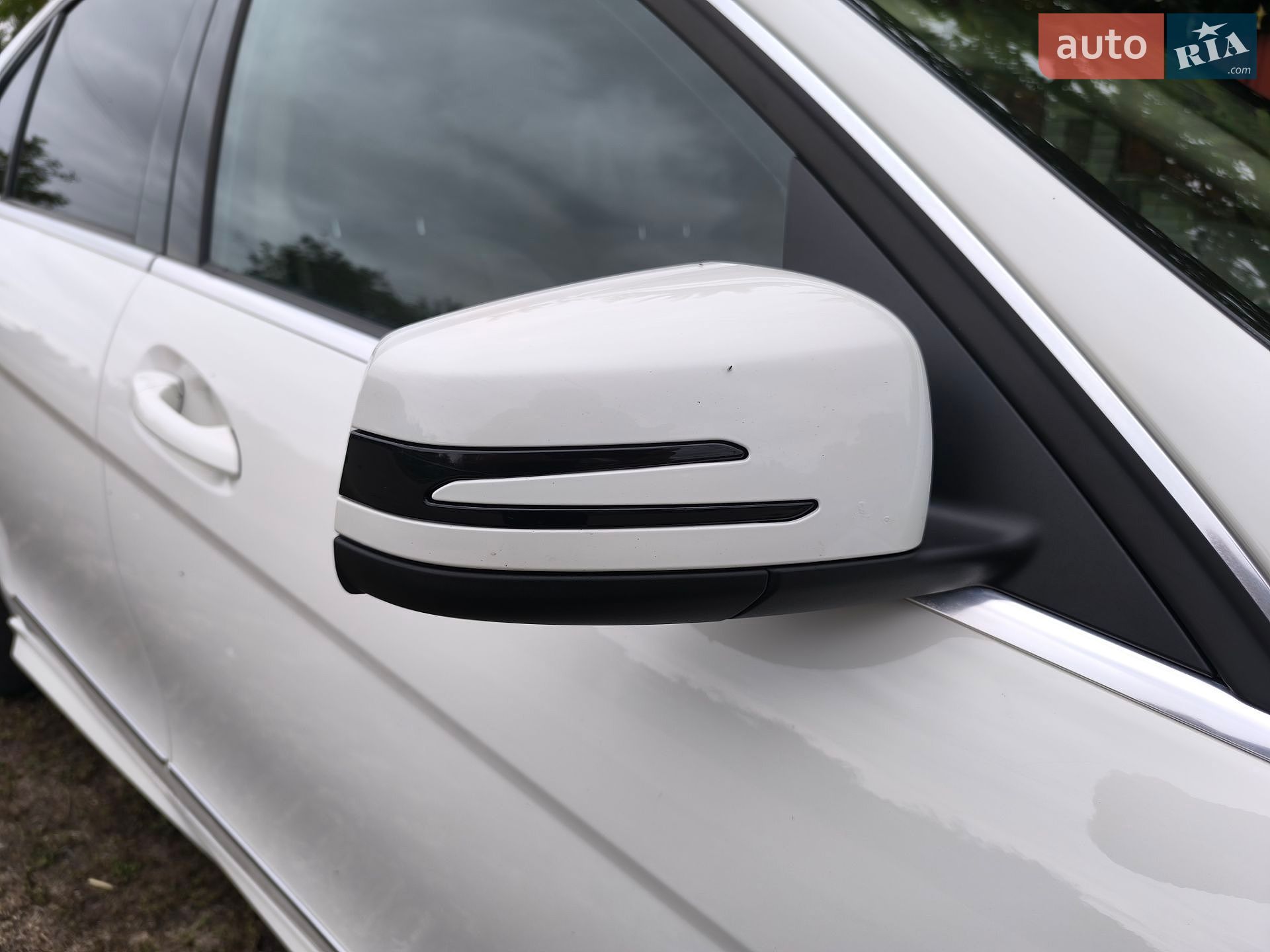 Mercedes-Benz C-Class 2010 VIN WDDGF8BB8BR140814 фото оголошення 38 з 56
