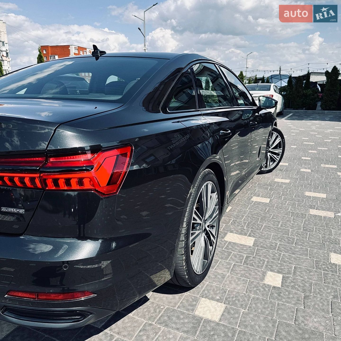 Audi A6 2020 VIN WAUE8AF20LN080952 фото оголошення 16 з 47