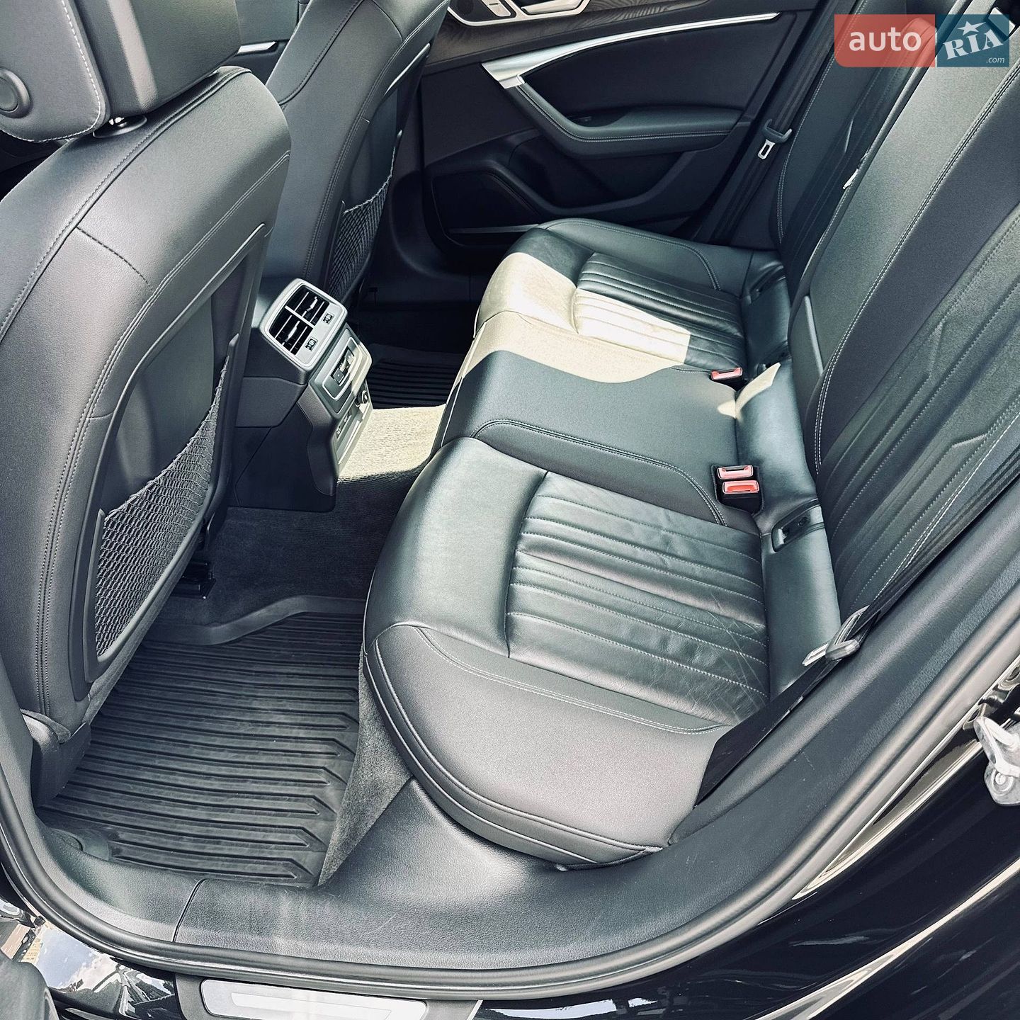 Audi A6 2020 VIN WAUE8AF20LN080952 фото оголошення 25 з 47