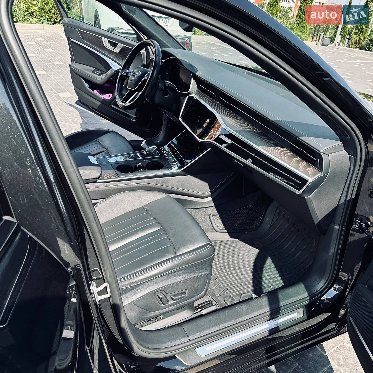 Audi A6 2020 VIN WAUE8AF20LN080952 фото оголошення 30 з 47