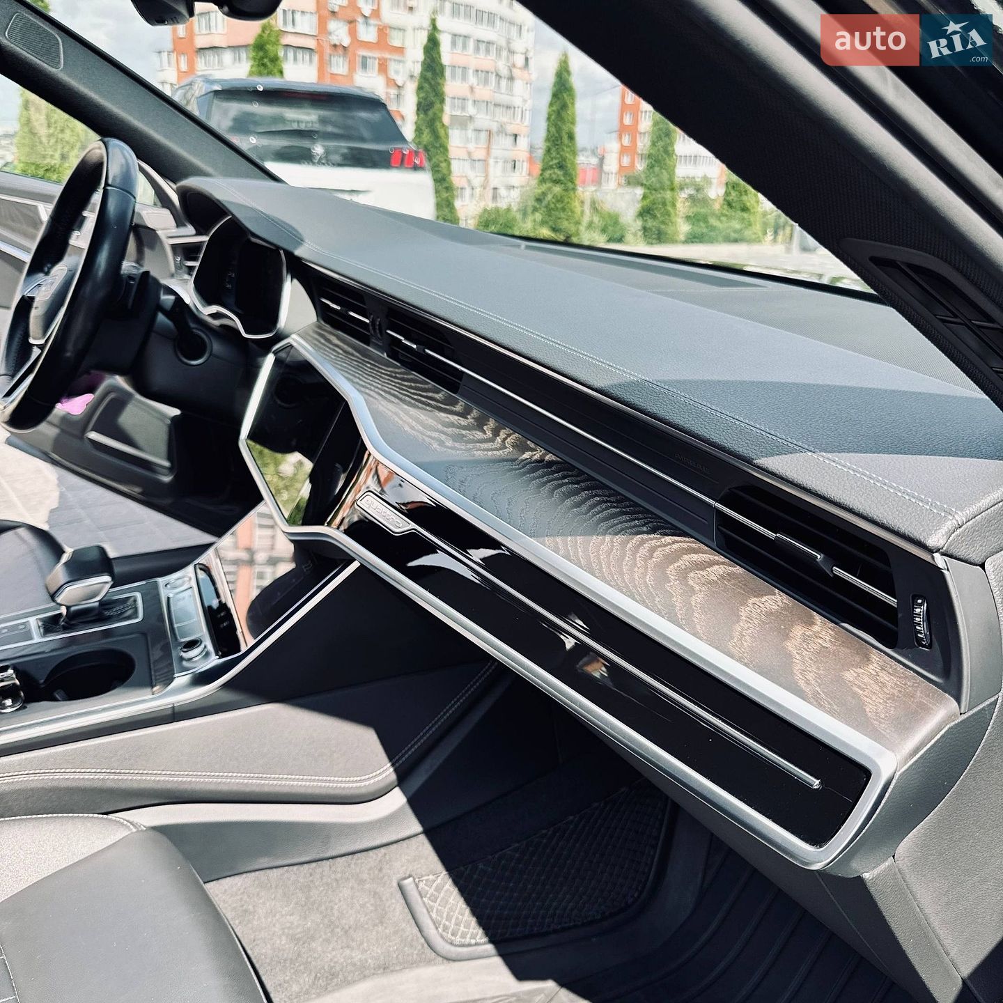 Audi A6 2020 VIN WAUE8AF20LN080952 фото оголошення 33 з 47