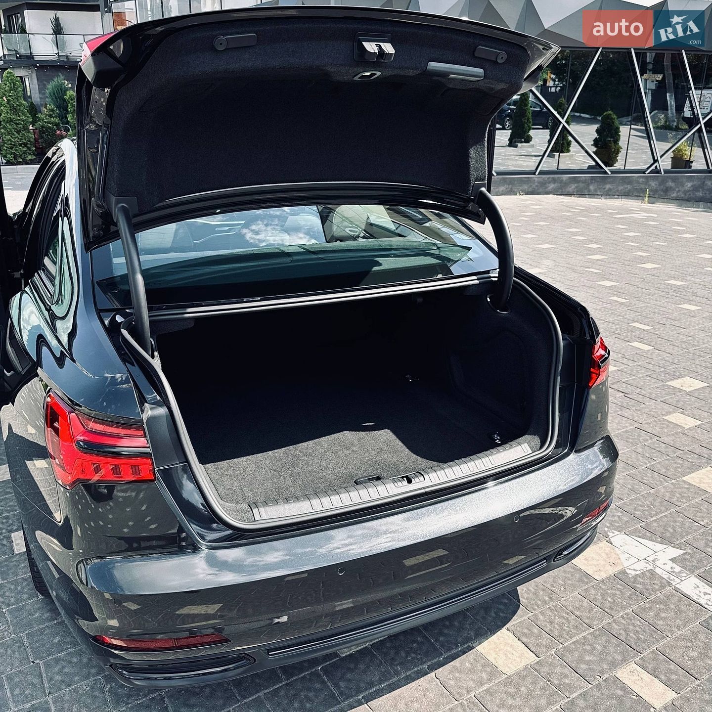 Audi A6 2020 VIN WAUE8AF20LN080952 фото оголошення 47 з 47