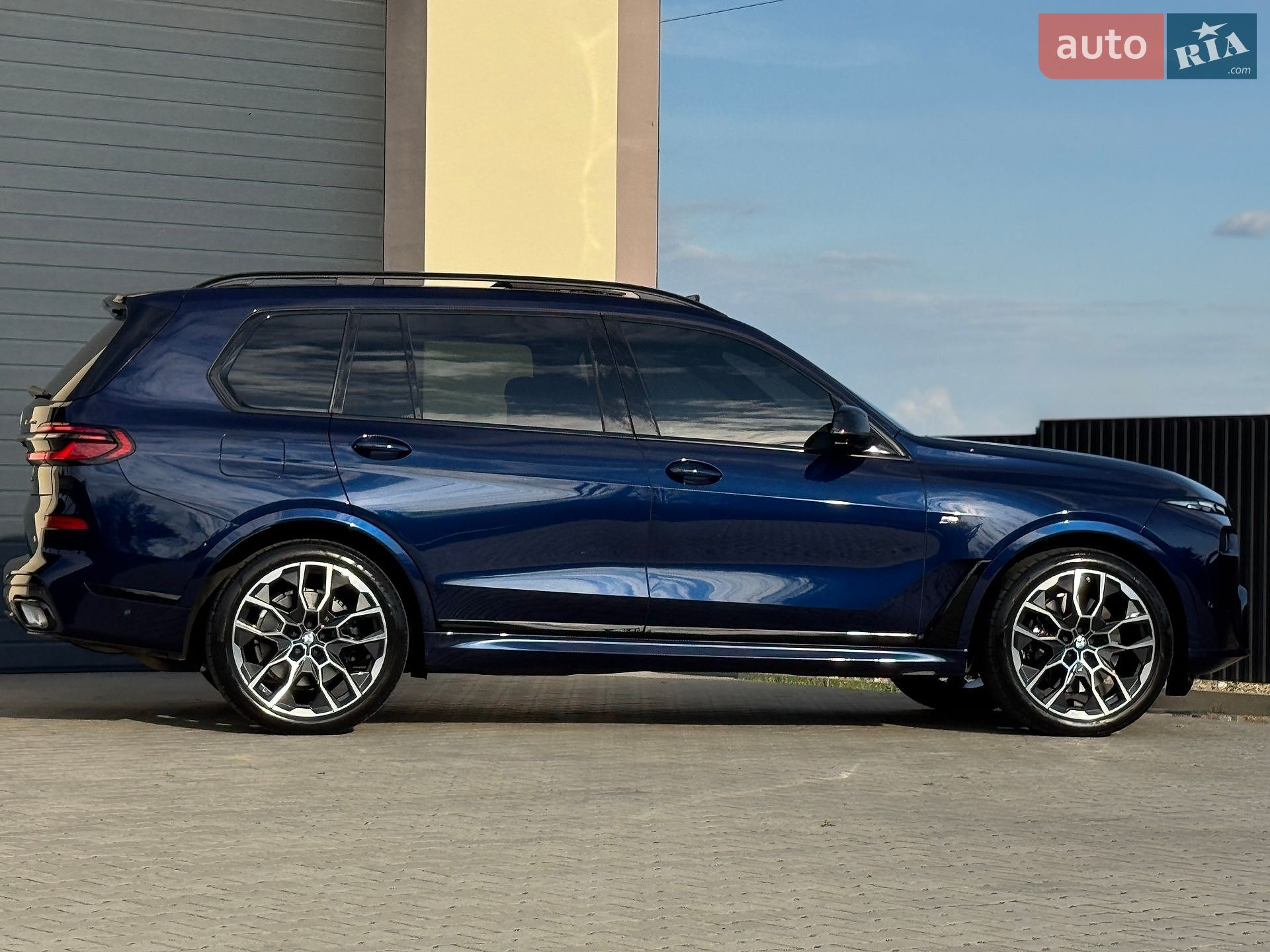 BMW X7 2023 VIN WBA21EN0X09S78635 фото оголошення 11 з 166