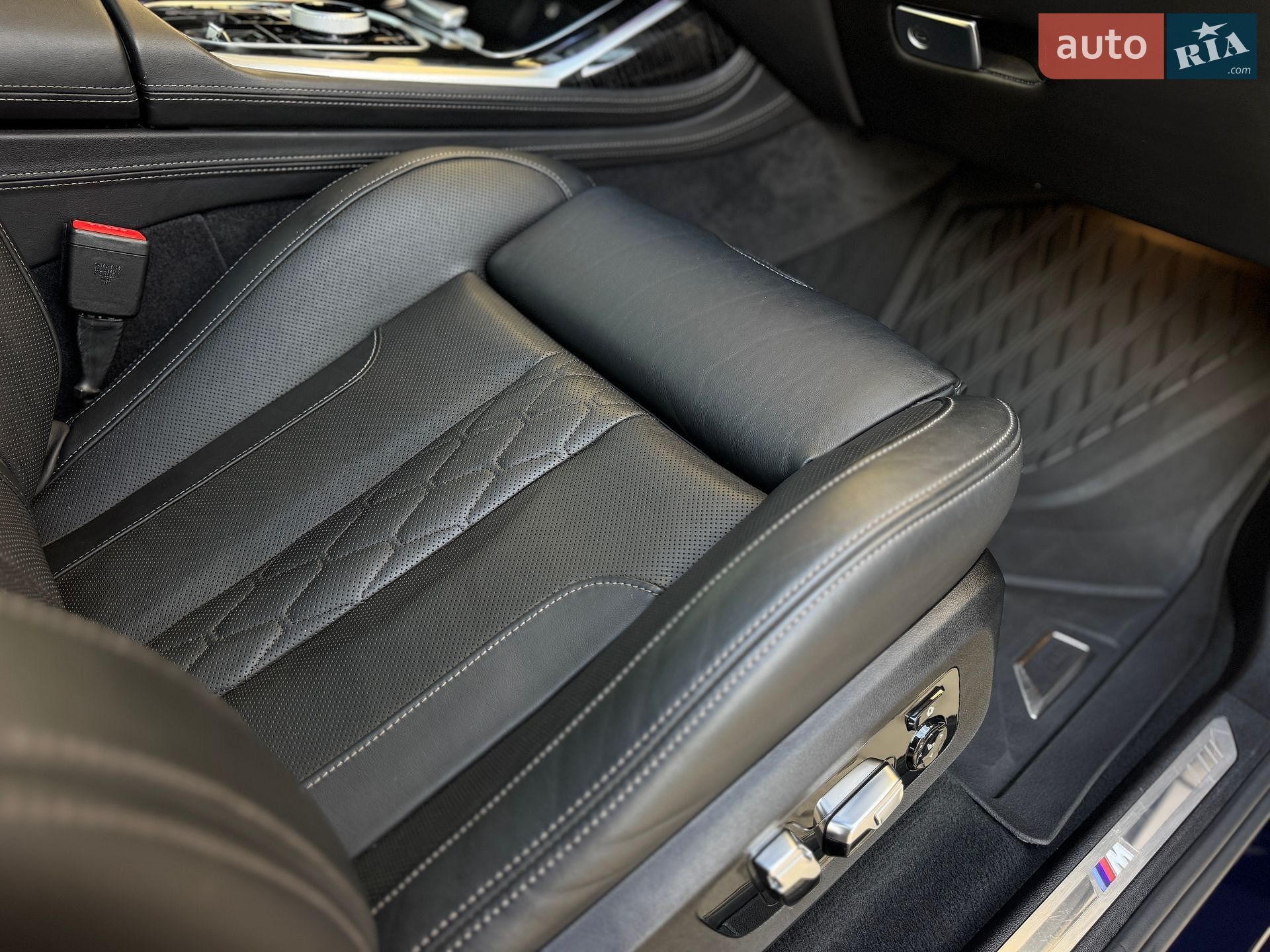 BMW X7 2023 VIN WBA21EN0X09S78635 фото оголошення 126 з 166