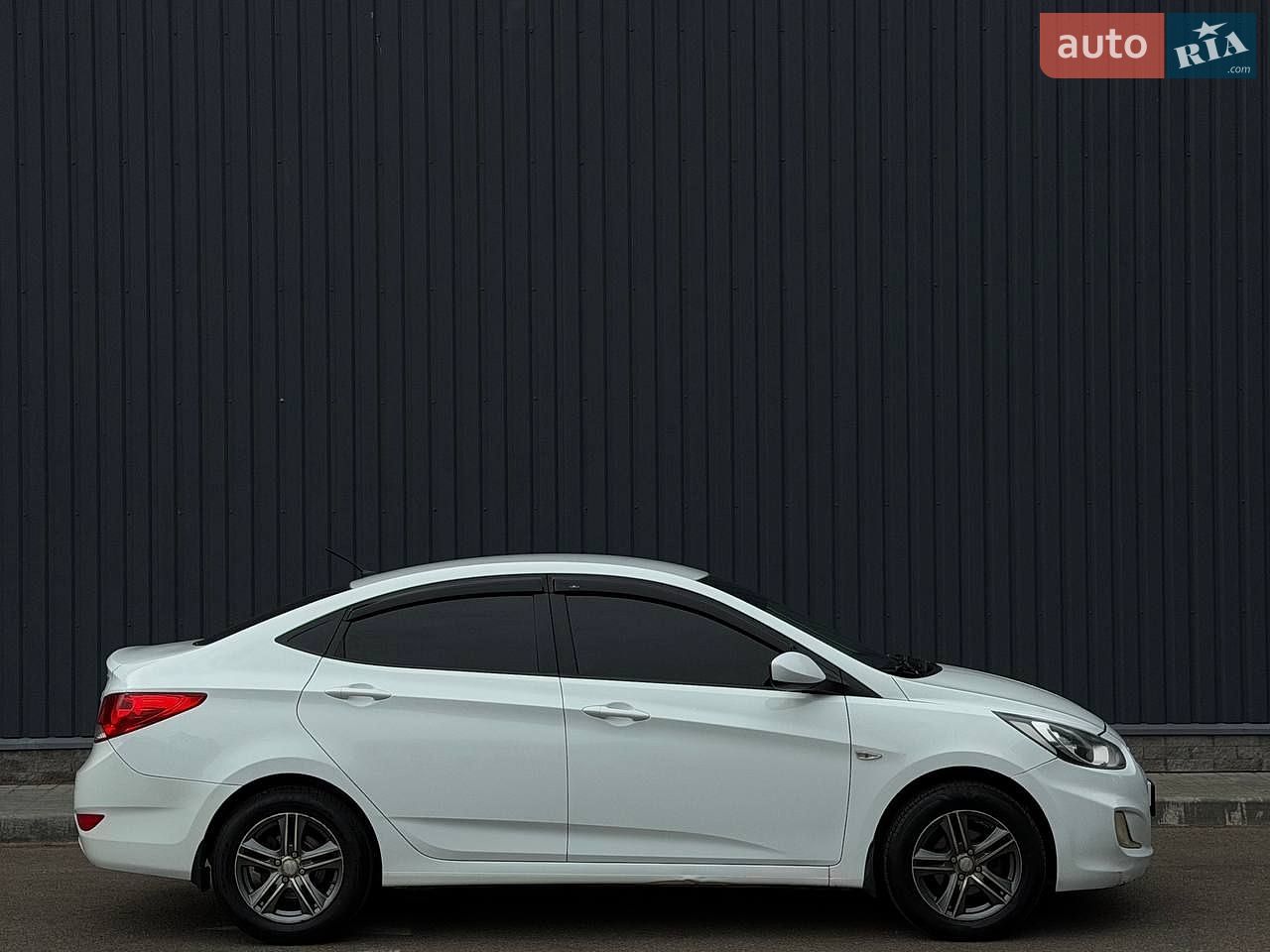 Hyundai Accent 2011 VIN Z94CT41CABR059992 фото оголошення 12 з 35