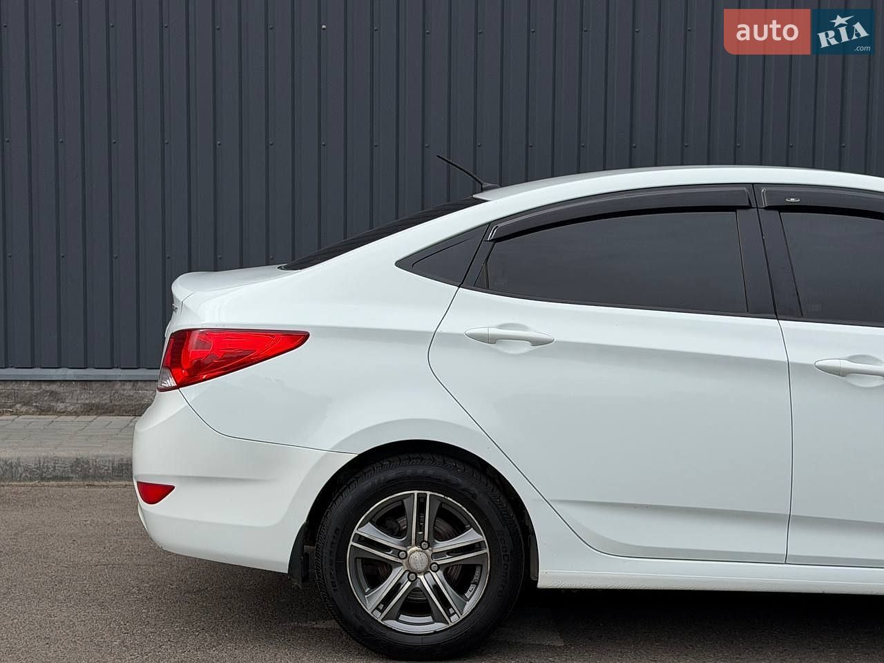 Hyundai Accent 2011 VIN Z94CT41CABR059992 фото оголошення 10 з 35
