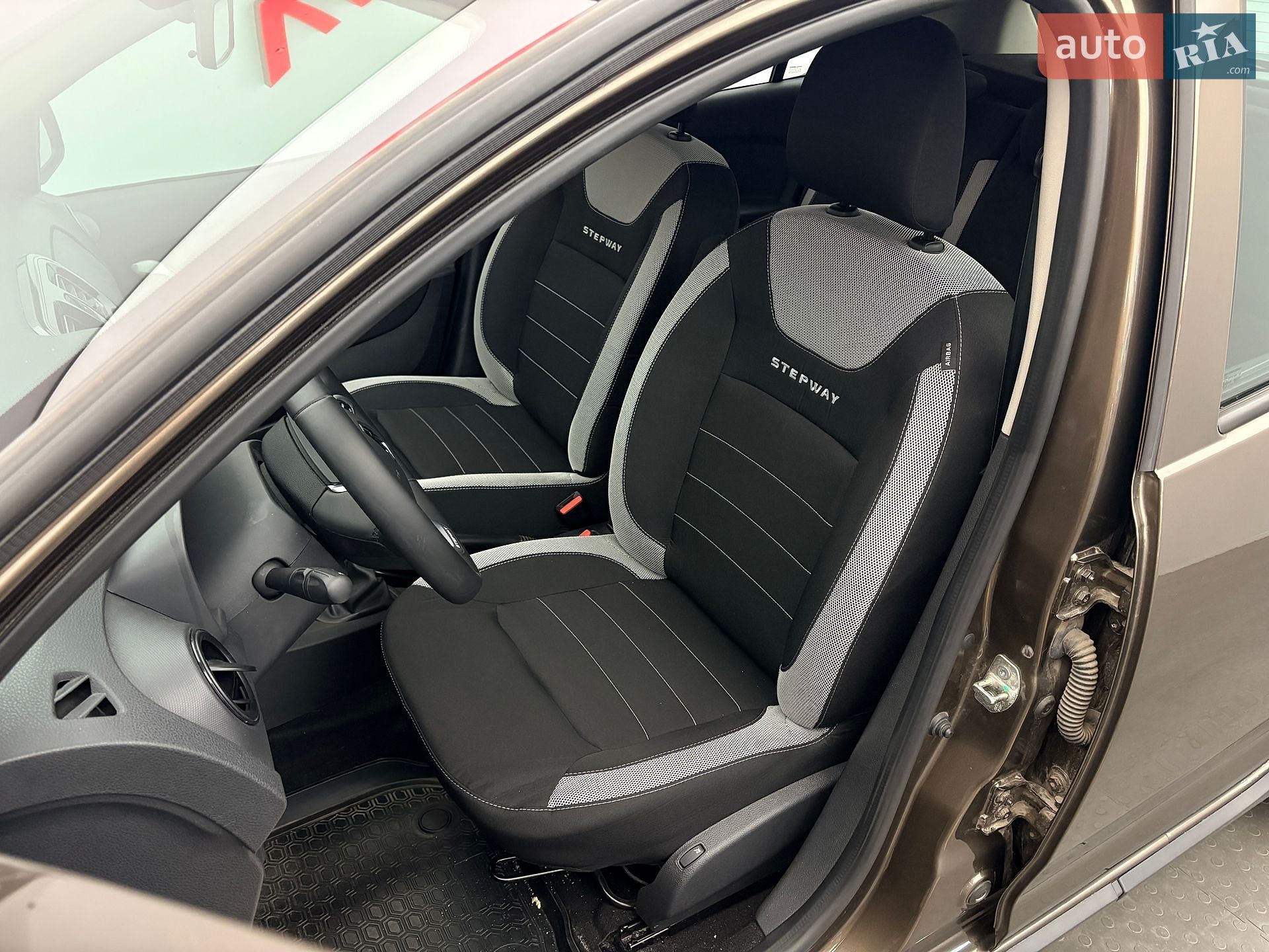 Renault Sandero StepWay 2021 VIN VF15SRA1A68239701 фото оголошення 9 з 20