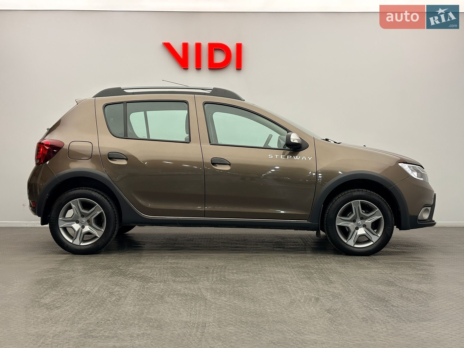 Renault Sandero StepWay 2021 VIN VF15SRA1A68239701 фото оголошення 4 з 20