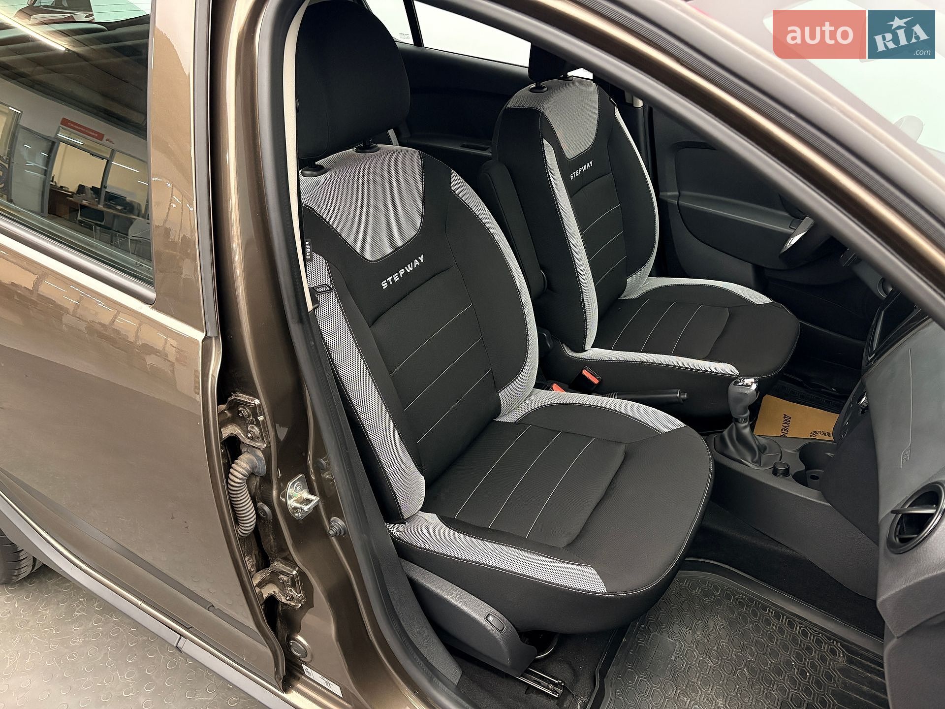 Renault Sandero StepWay 2021 VIN VF15SRA1A68239701 фото оголошення 18 з 20