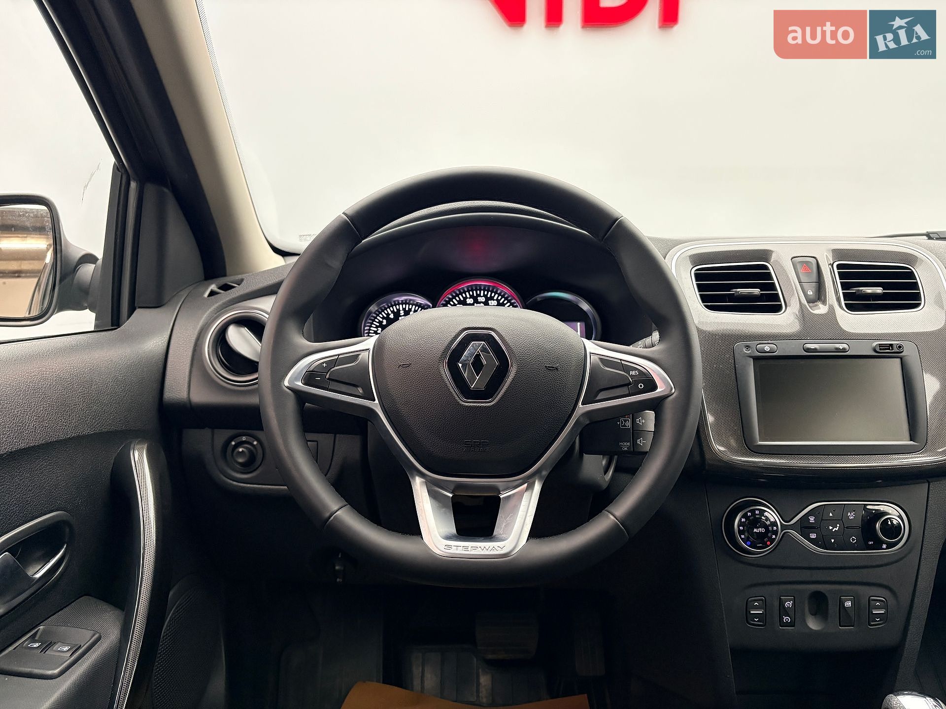 Renault Sandero StepWay 2021 VIN VF15SRA1A68239701 фото оголошення 12 з 20