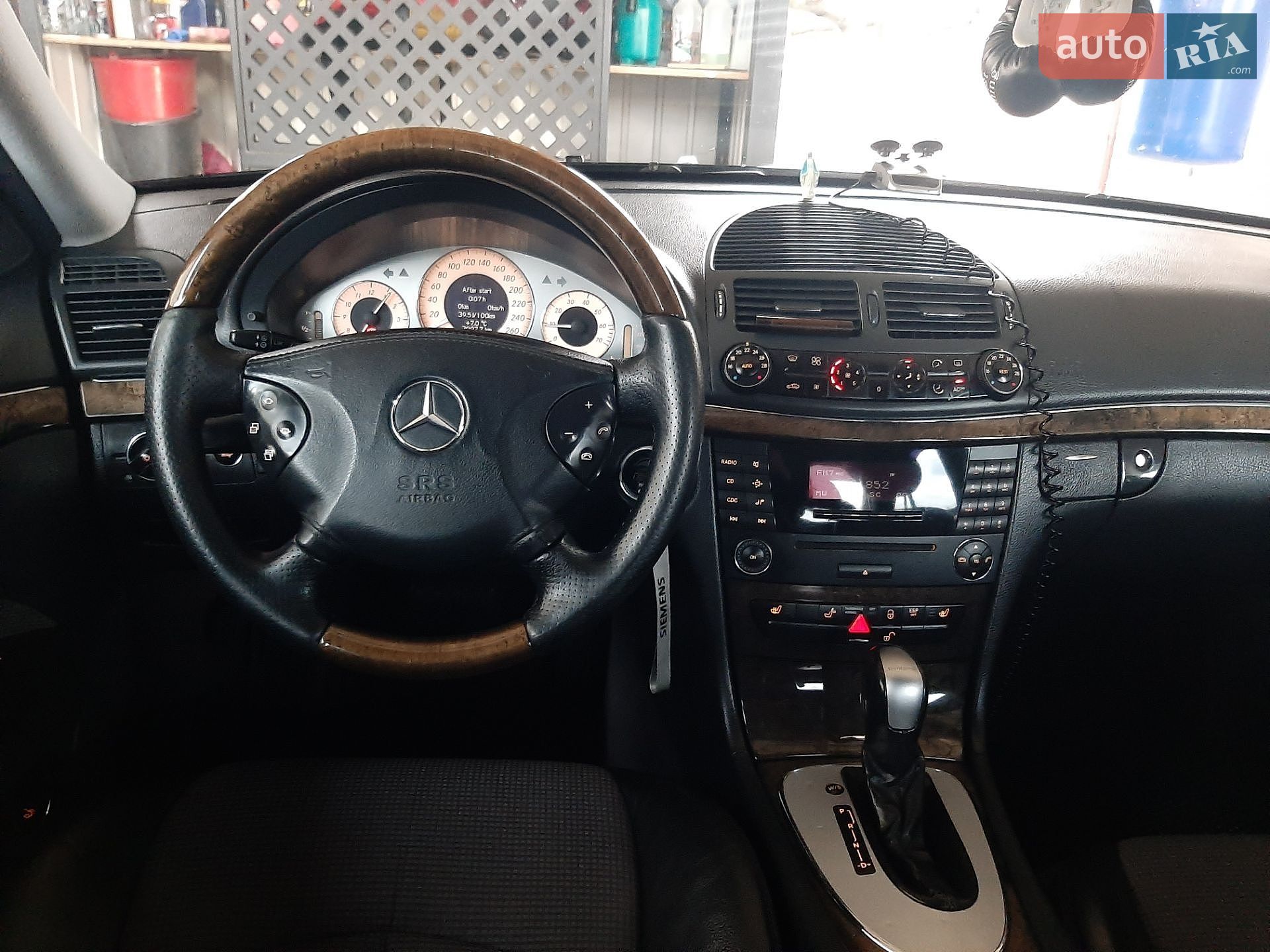Mercedes-Benz E-Class 2003 VIN WDB2110421A370705 фото оголошення 24 з 27
