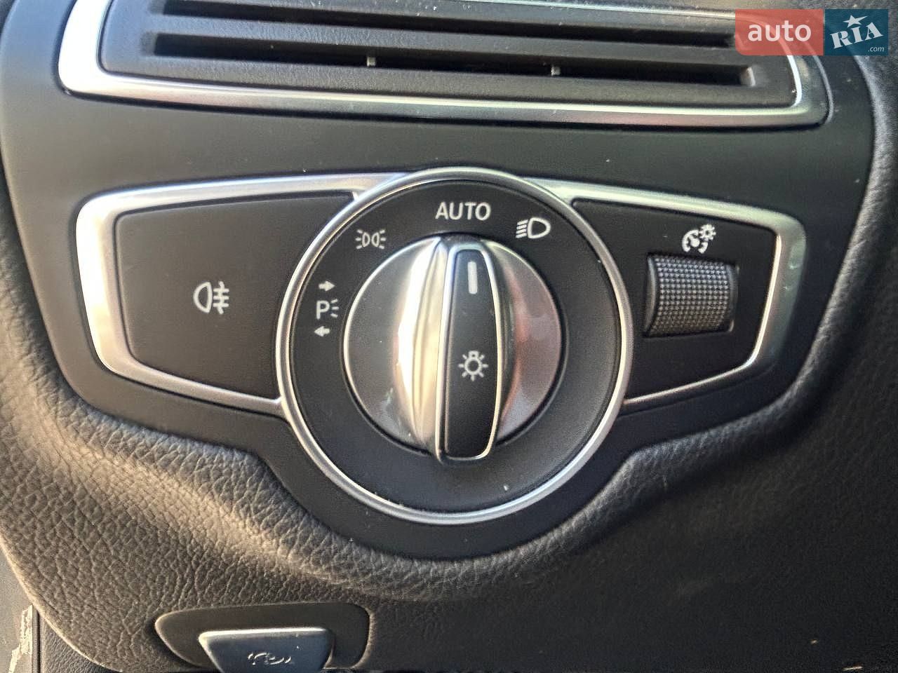 Mercedes-Benz C-Class 2018 VIN WDDWF1FB6KR441319 фото оголошення 20 з 45
