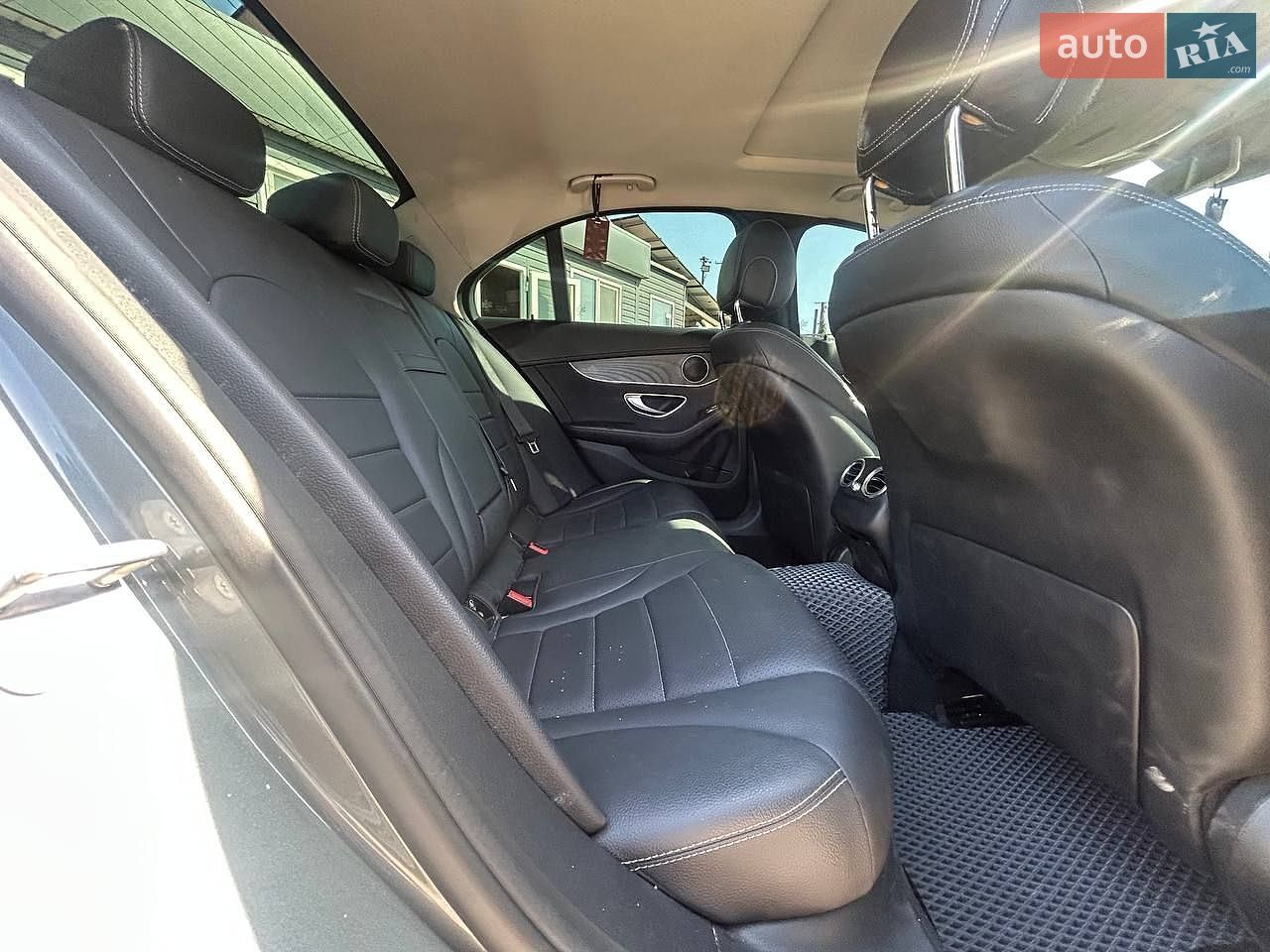 Mercedes-Benz C-Class 2018 VIN WDDWF1FB6KR441319 фото оголошення 35 з 45