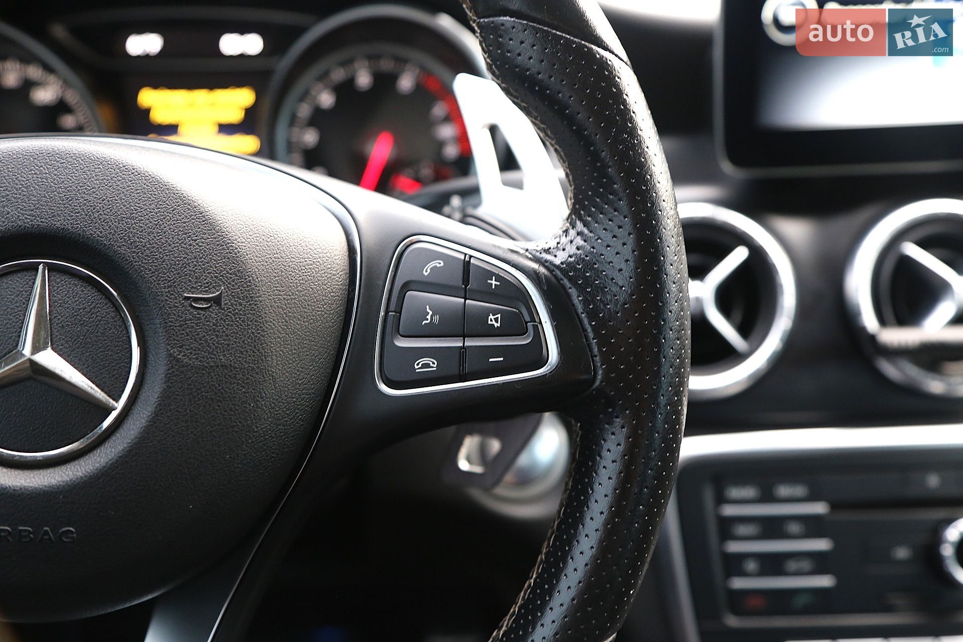 Mercedes-Benz CLA-Class 2016 VIN WDDSJ4GB5HN405795 фото оголошення 17 з 25