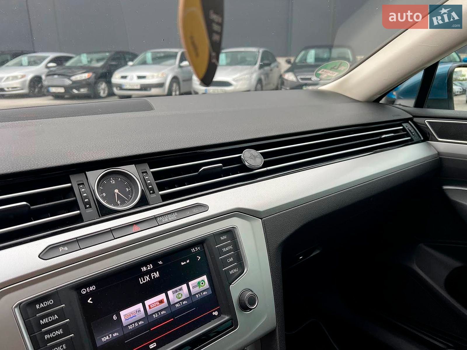 Volkswagen Passat 2015 VIN WVWZZZ3CZFE488214 фото оголошення 35 з 43