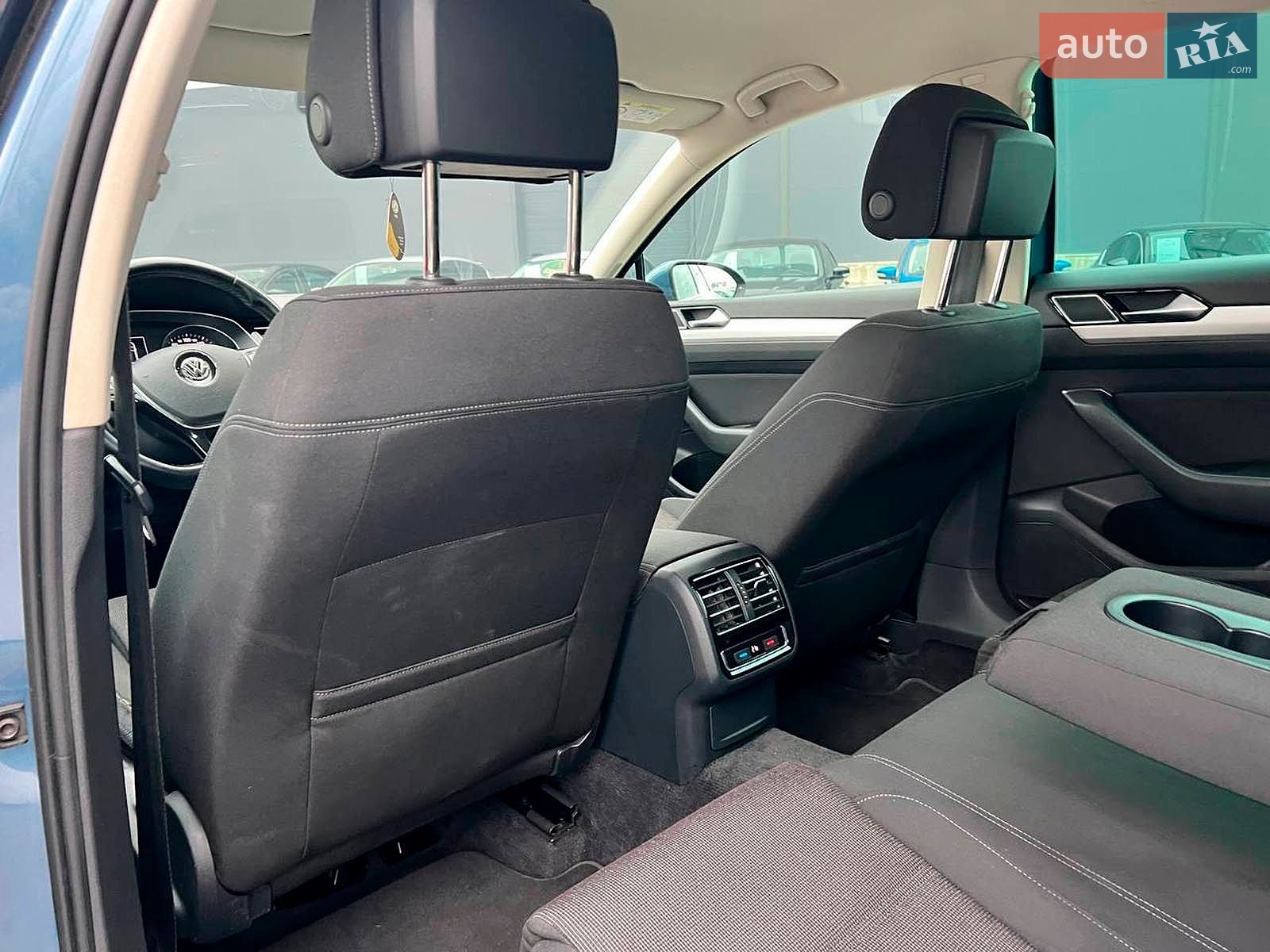 Volkswagen Passat 2015 VIN WVWZZZ3CZFE488214 фото оголошення 37 з 43
