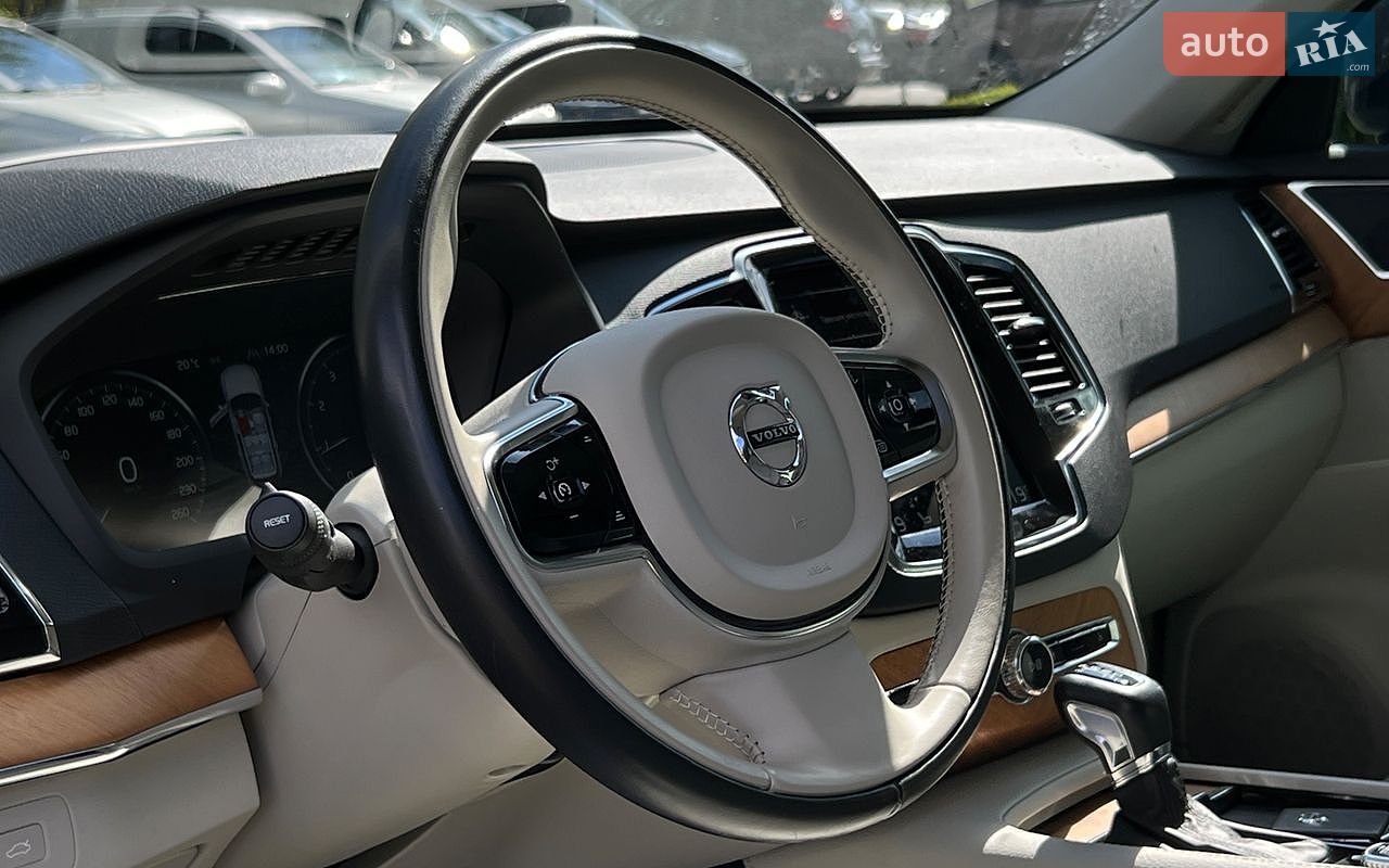 Volvo XC90 2020 VIN YV4A221K1M1680854 фото оголошення 11 з 31