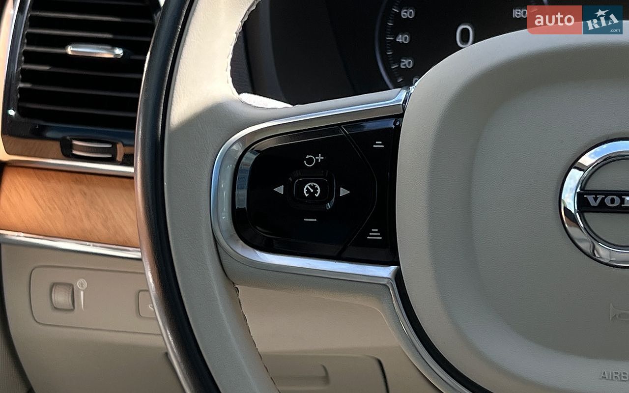 Volvo XC90 2020 VIN YV4A221K1M1680854 фото оголошення 13 з 31