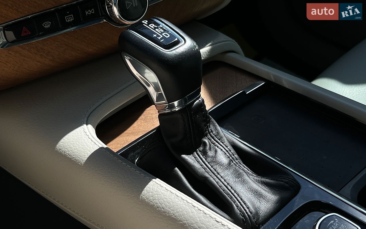 Volvo XC90 2020 VIN YV4A221K1M1680854 фото оголошення 23 з 31