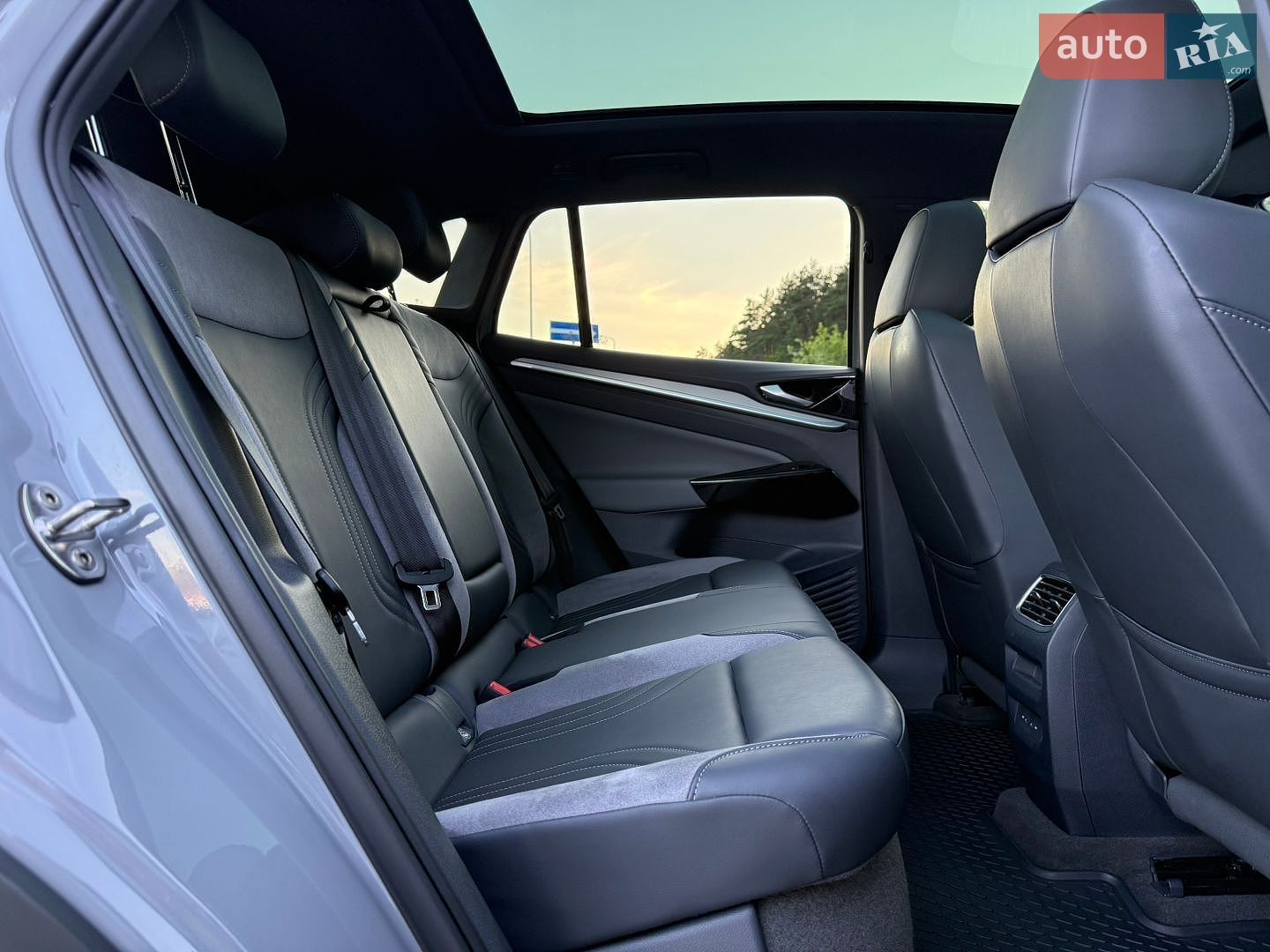 Volkswagen ID.4 Crozz 2023 VIN LFVVB9E67P5005249 фото оголошення 7 з 9