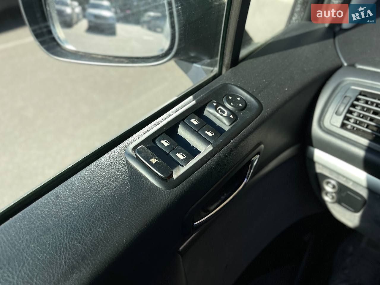 Peugeot 807 2012 VIN VF3EBRHHACZ008744 фото оголошення 29 з 31