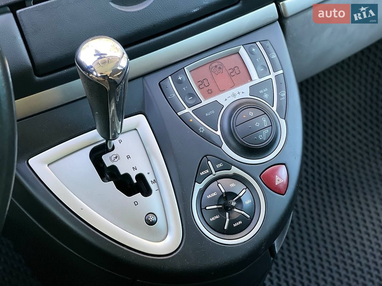 Peugeot 807 2012 VIN VF3EBRHHACZ008744 фото оголошення 16 з 31