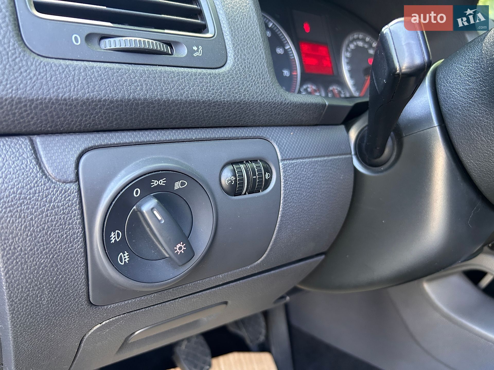 Volkswagen Golf 2007 VIN WVWZZZ1KZ7W143953 фото оголошення 28 з 34