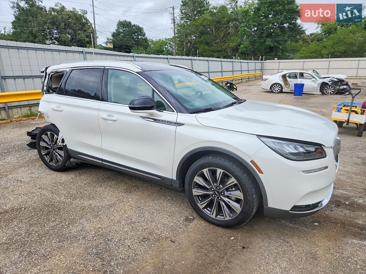 Lincoln Corsair 2021 VIN 5LMCJ2C94MUL18078 фото оголошення 4 з 13
