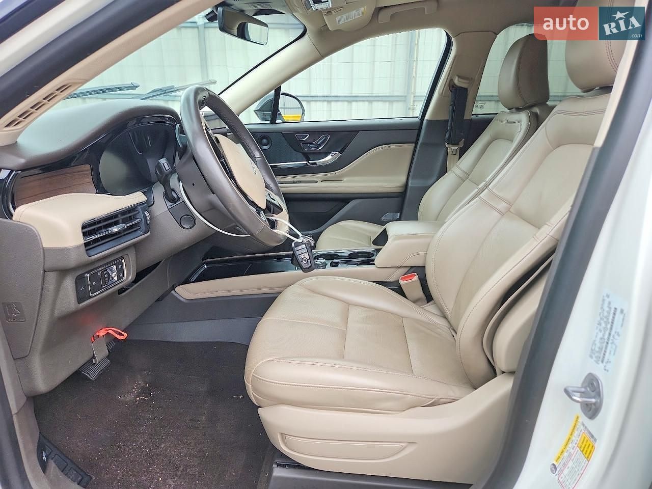 Lincoln Corsair 2021 VIN 5LMCJ2C94MUL18078 фото оголошення 7 з 13