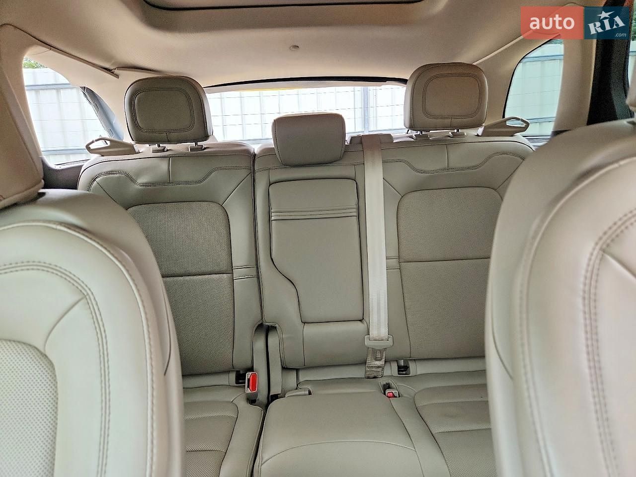 Lincoln Corsair 2021 VIN 5LMCJ2C94MUL18078 фото оголошення 10 з 13