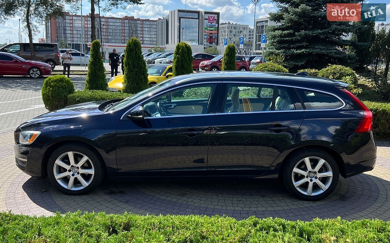 Volvo V60 2016 VIN YV140MEK6H1343480 фото оголошення 4 з 26