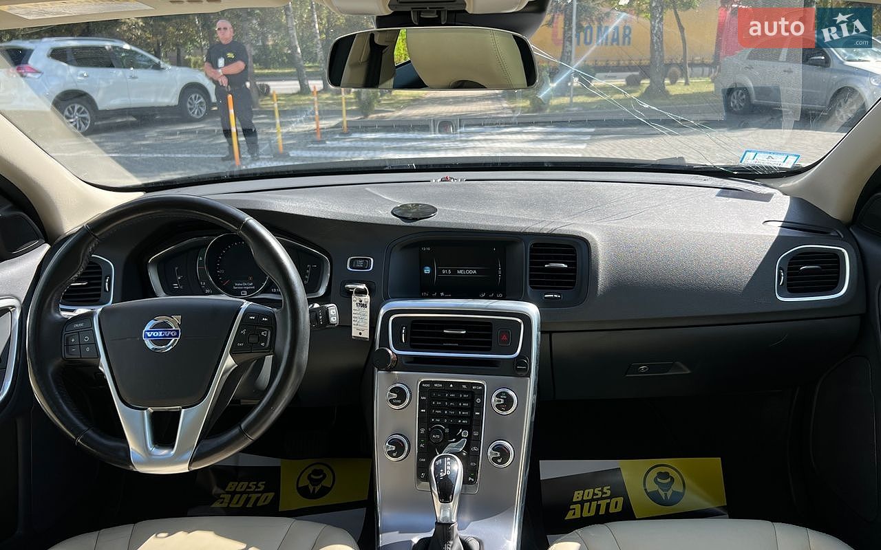 Volvo V60 2016 VIN YV140MEK6H1343480 фото оголошення 15 з 26