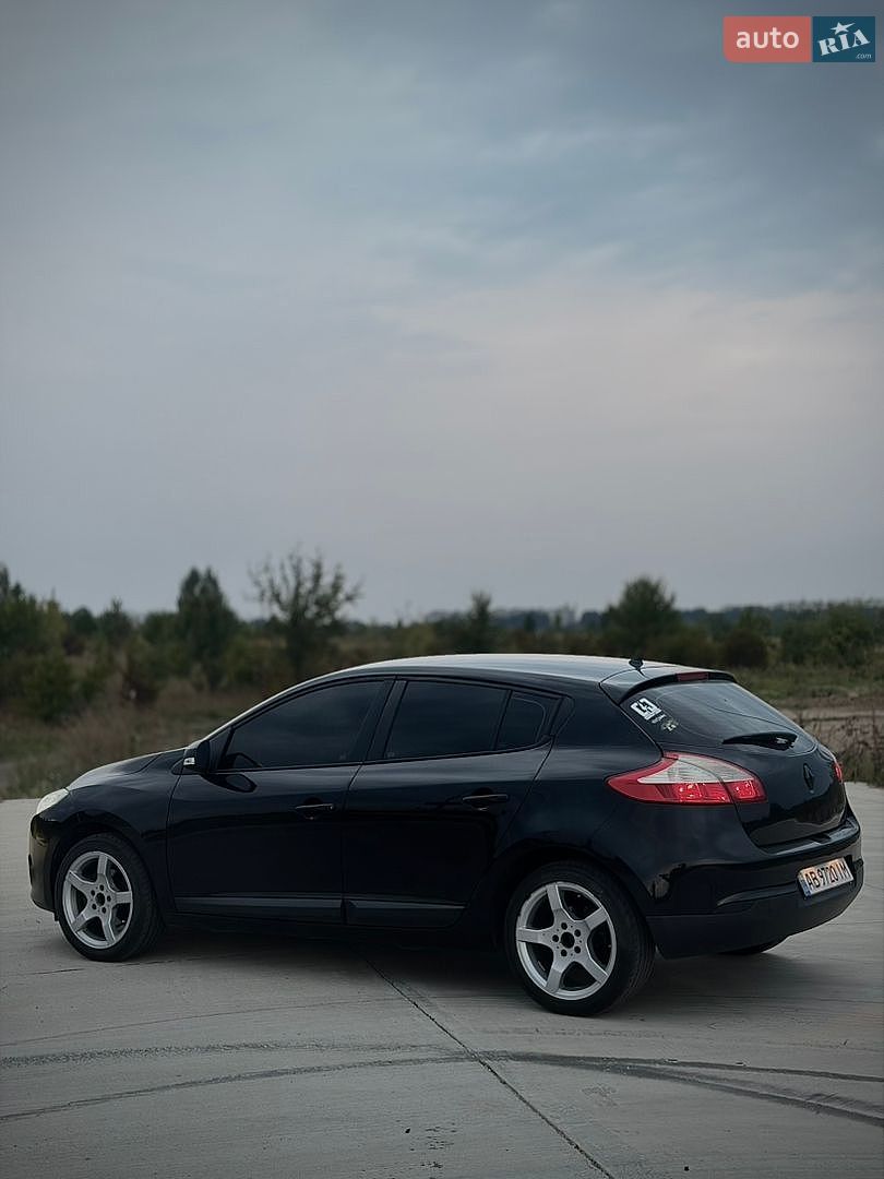 Renault Megane 2011 VIN VF1BZ1R0544451870 фото оголошення 3 з 10