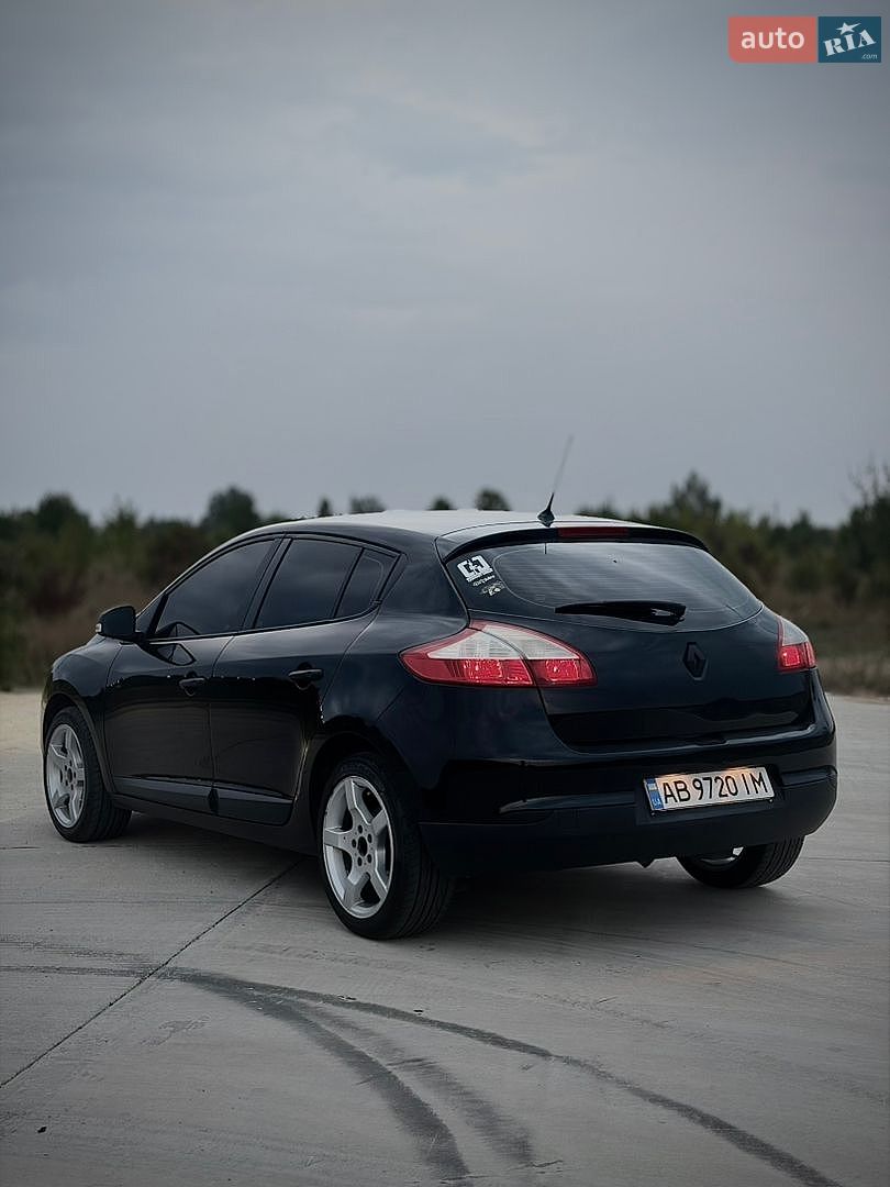 Renault Megane 2011 VIN VF1BZ1R0544451870 фото оголошення 4 з 10