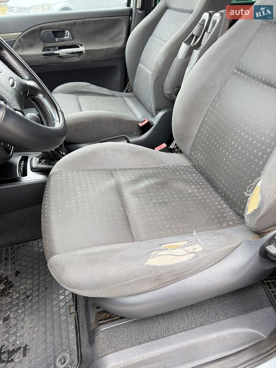 Volkswagen Sharan 2004 VIN WVWZZZ7MZ5V003364 фото оголошення 9 з 23