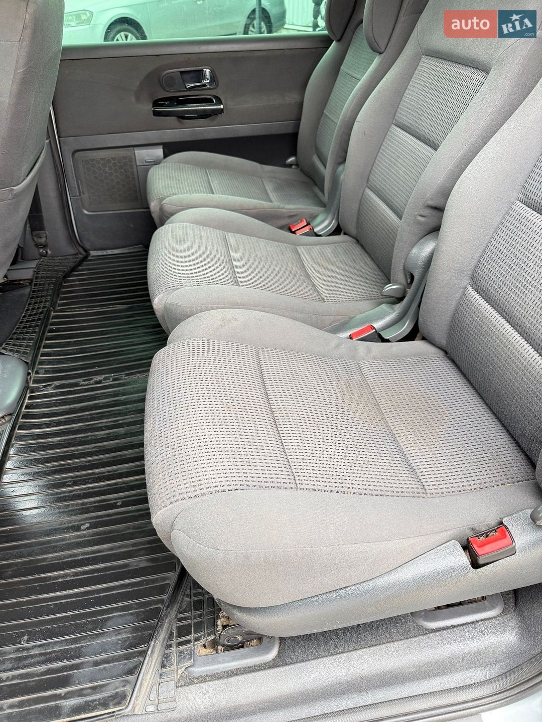 Volkswagen Sharan 2004 VIN WVWZZZ7MZ5V003364 фото оголошення 12 з 23