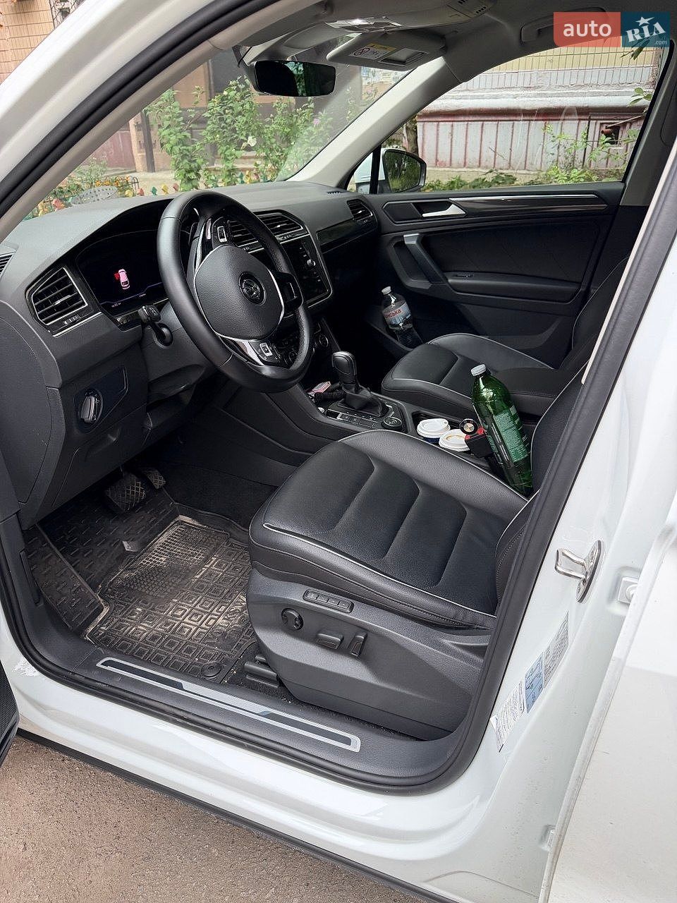 Volkswagen Tiguan 2020 VIN WVGZZZ5NZLW903025 фото оголошення 6 з 10
