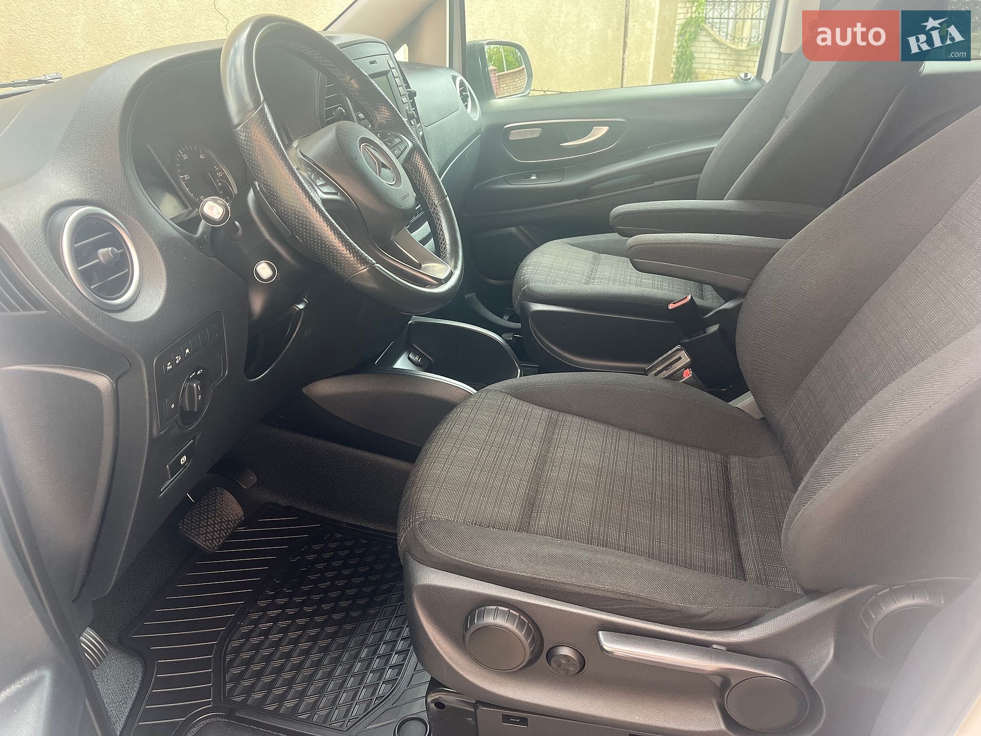 Mercedes-Benz Vito 2017 VIN WDF44770313371287 фото оголошення 16 з 71
