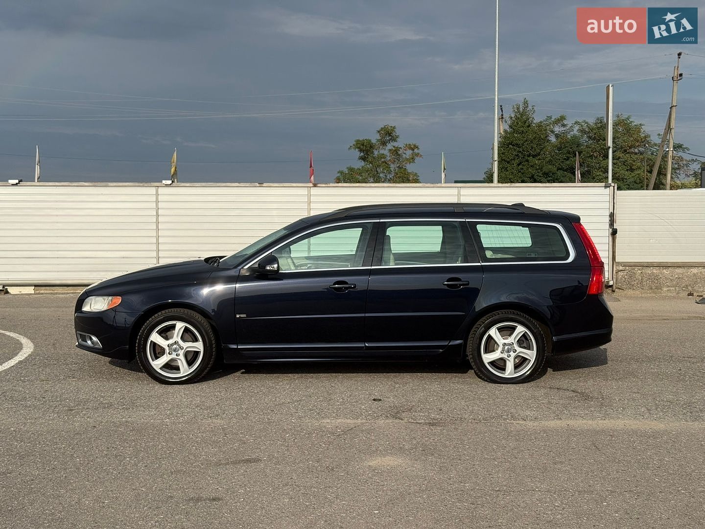 Volvo V70 2011 VIN YV1BW485BB1204426 фото оголошення 4 з 20