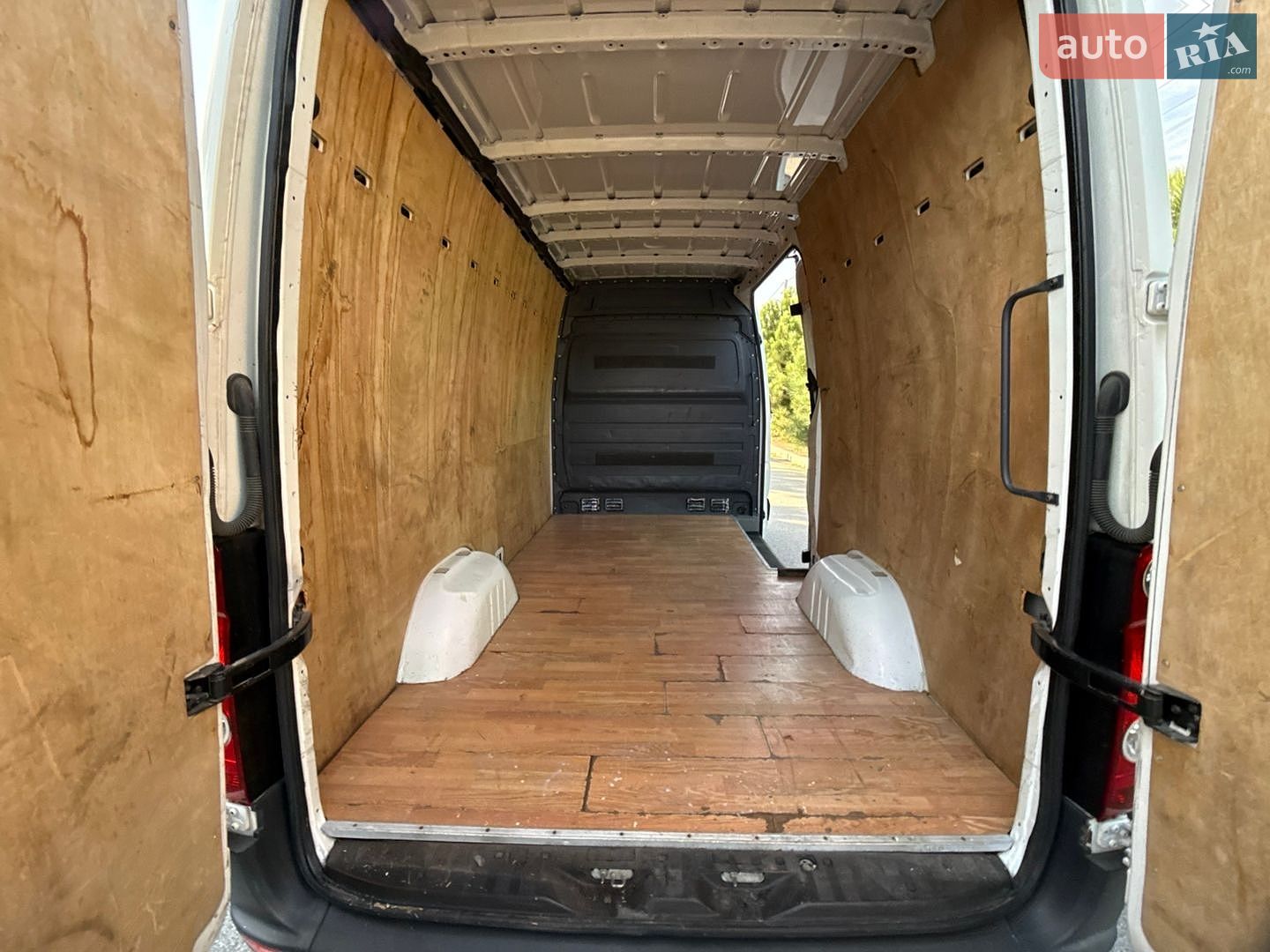 Volkswagen Crafter 2014 VIN WV1ZZZ2EZE6023167 фото оголошення 11 з 17