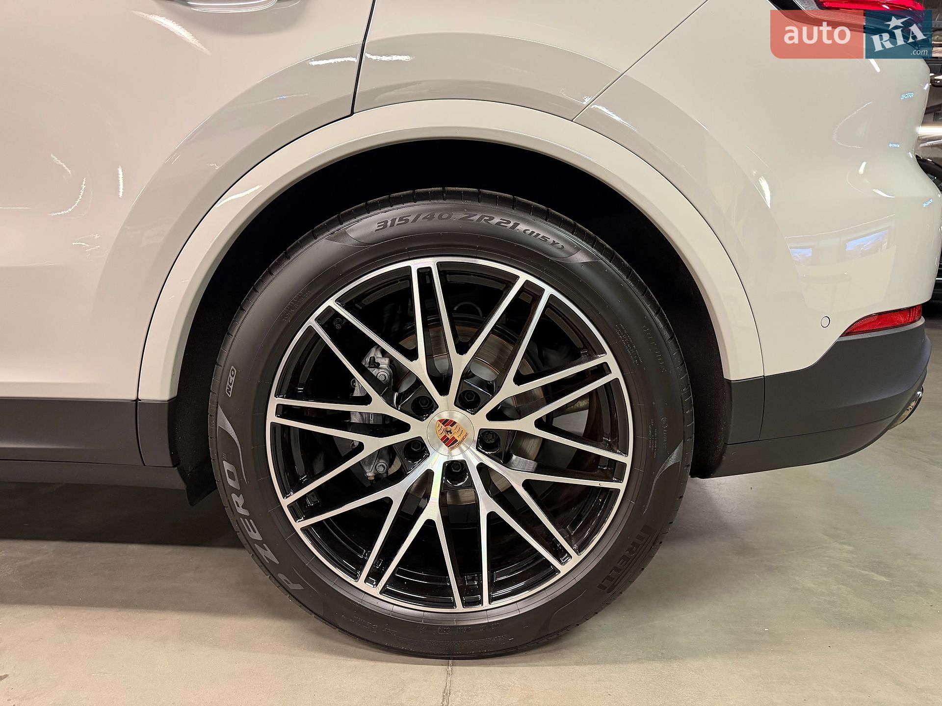 Porsche Cayenne Coupe 2025 VIN WP1ZZZ9YZSDA29040 фото оголошення 17 з 56