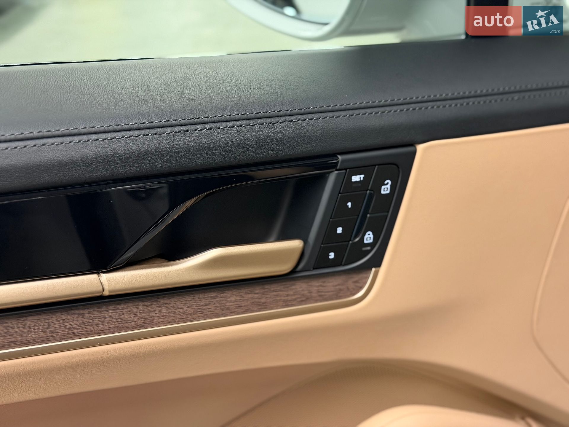Porsche Cayenne Coupe 2025 VIN WP1ZZZ9YZSDA29040 фото оголошення 35 з 56