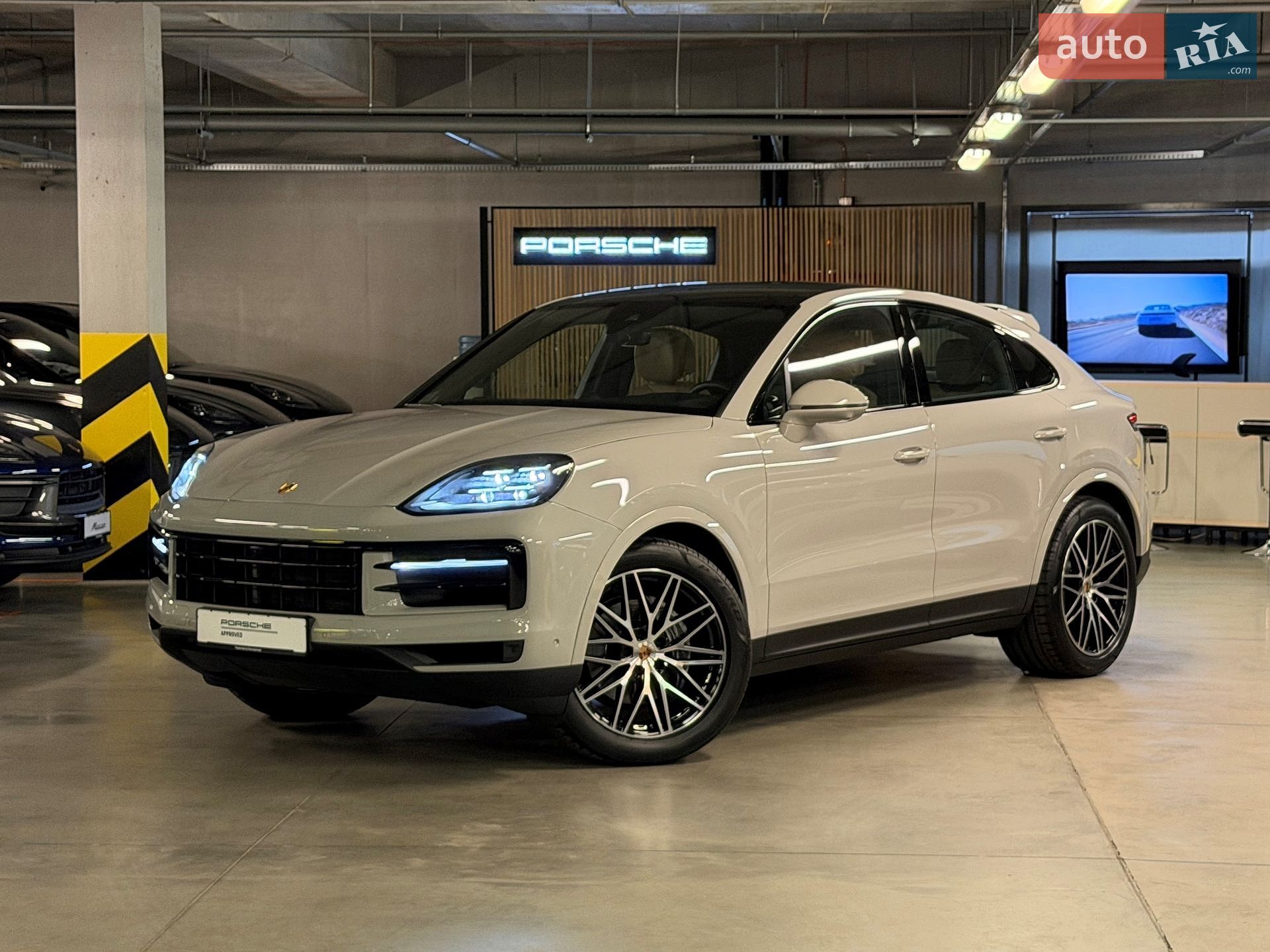 Porsche Cayenne Coupe 2025 VIN WP1ZZZ9YZSDA29040 фото оголошення 5 з 56