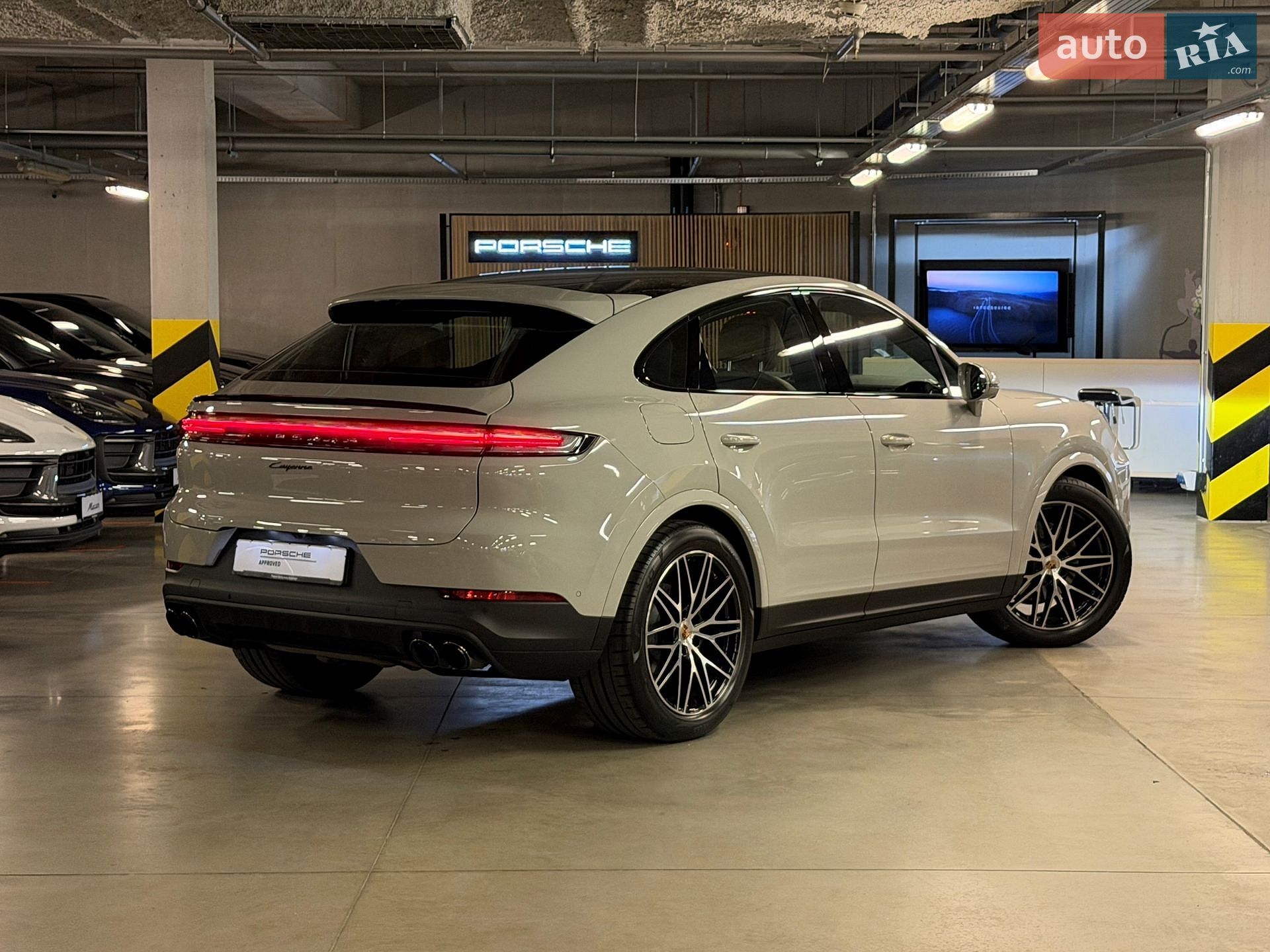 Porsche Cayenne Coupe 2025 VIN WP1ZZZ9YZSDA29040 фото оголошення 9 з 56